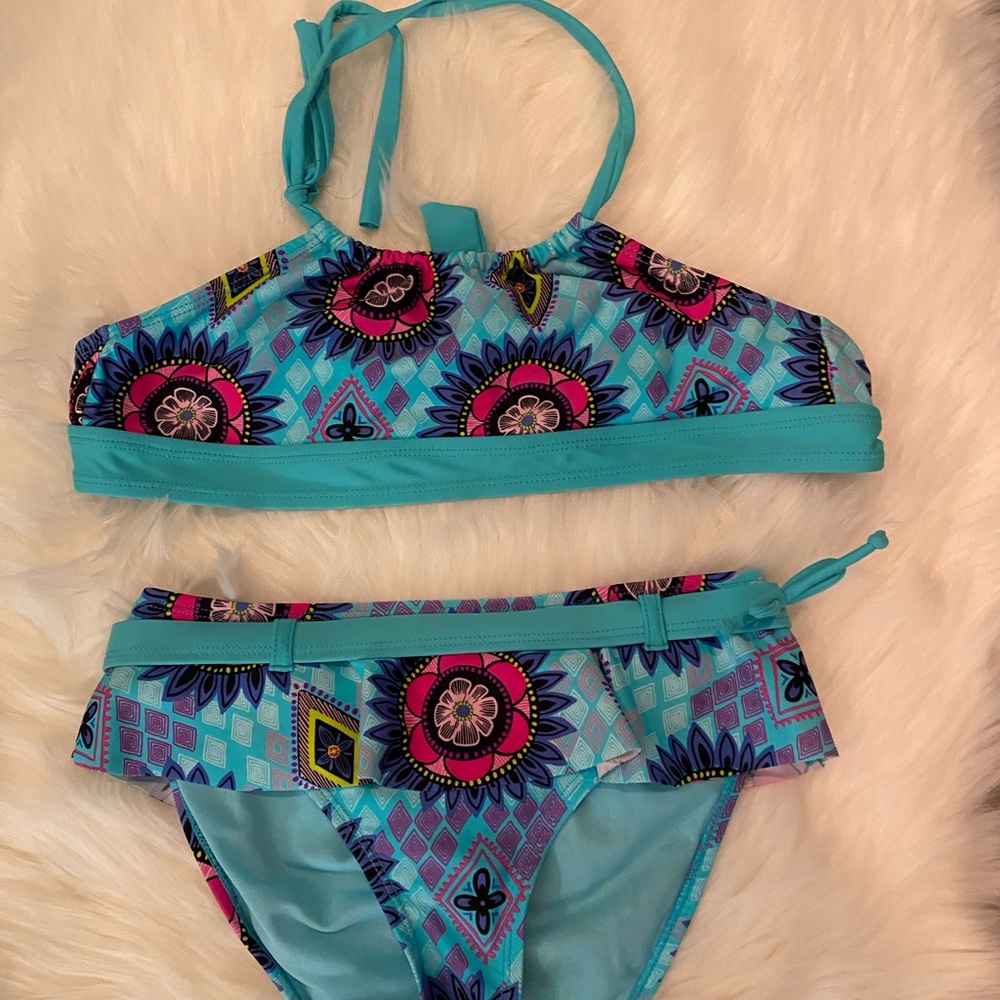 Bathing suit